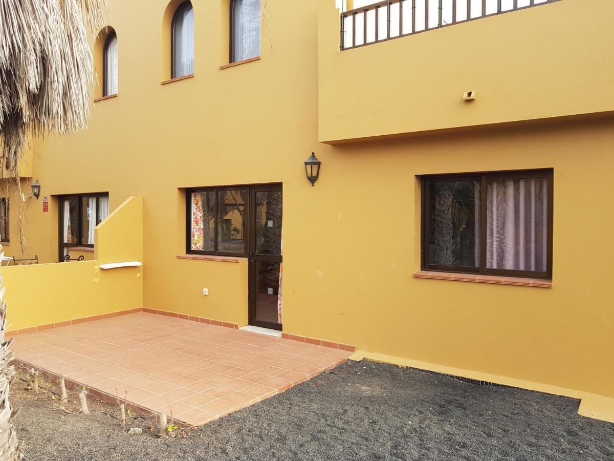 Apartamentos Corralejo Playa Oasis ภายนอก รูปภาพ