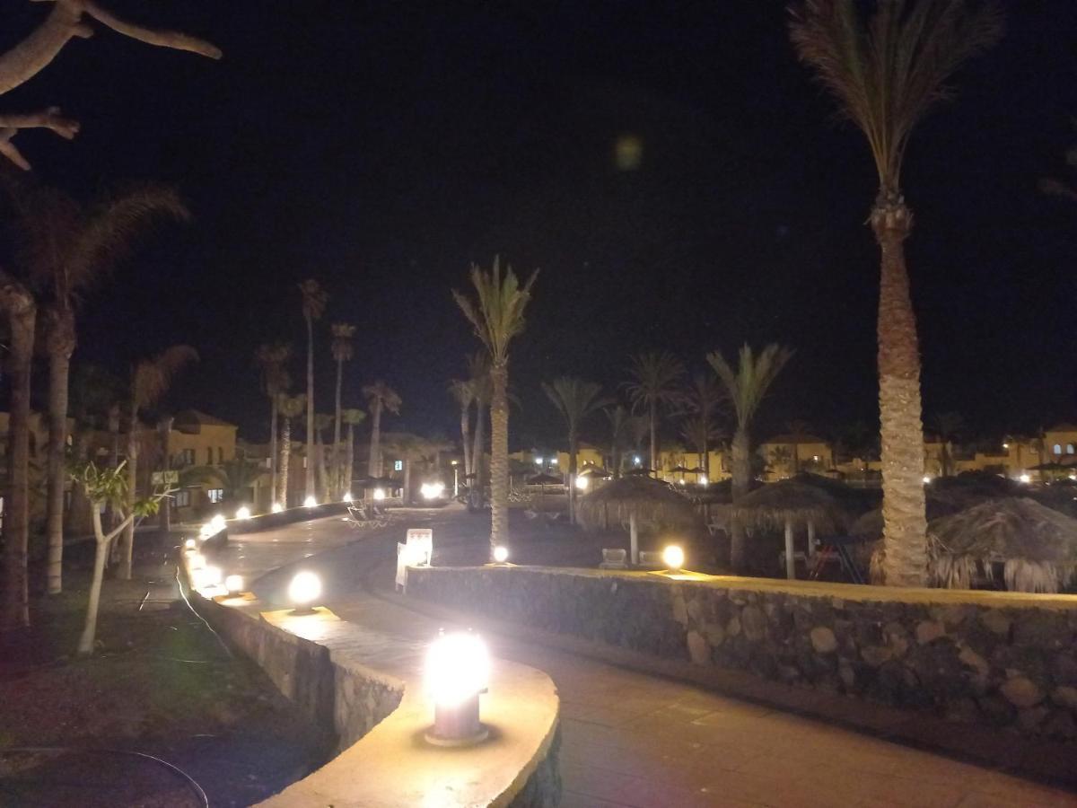Apartamentos Corralejo Playa Oasis ภายนอก รูปภาพ