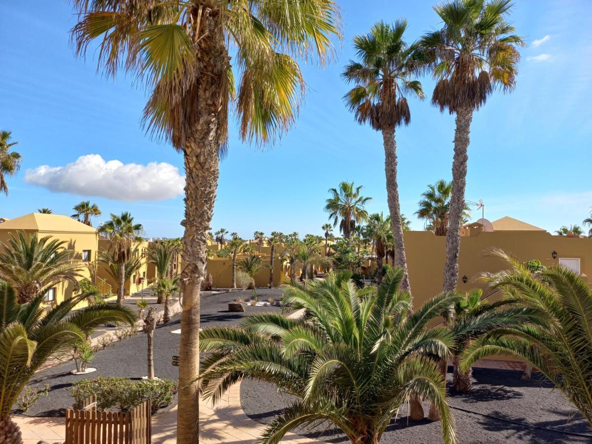 Apartamentos Corralejo Playa Oasis ภายนอก รูปภาพ